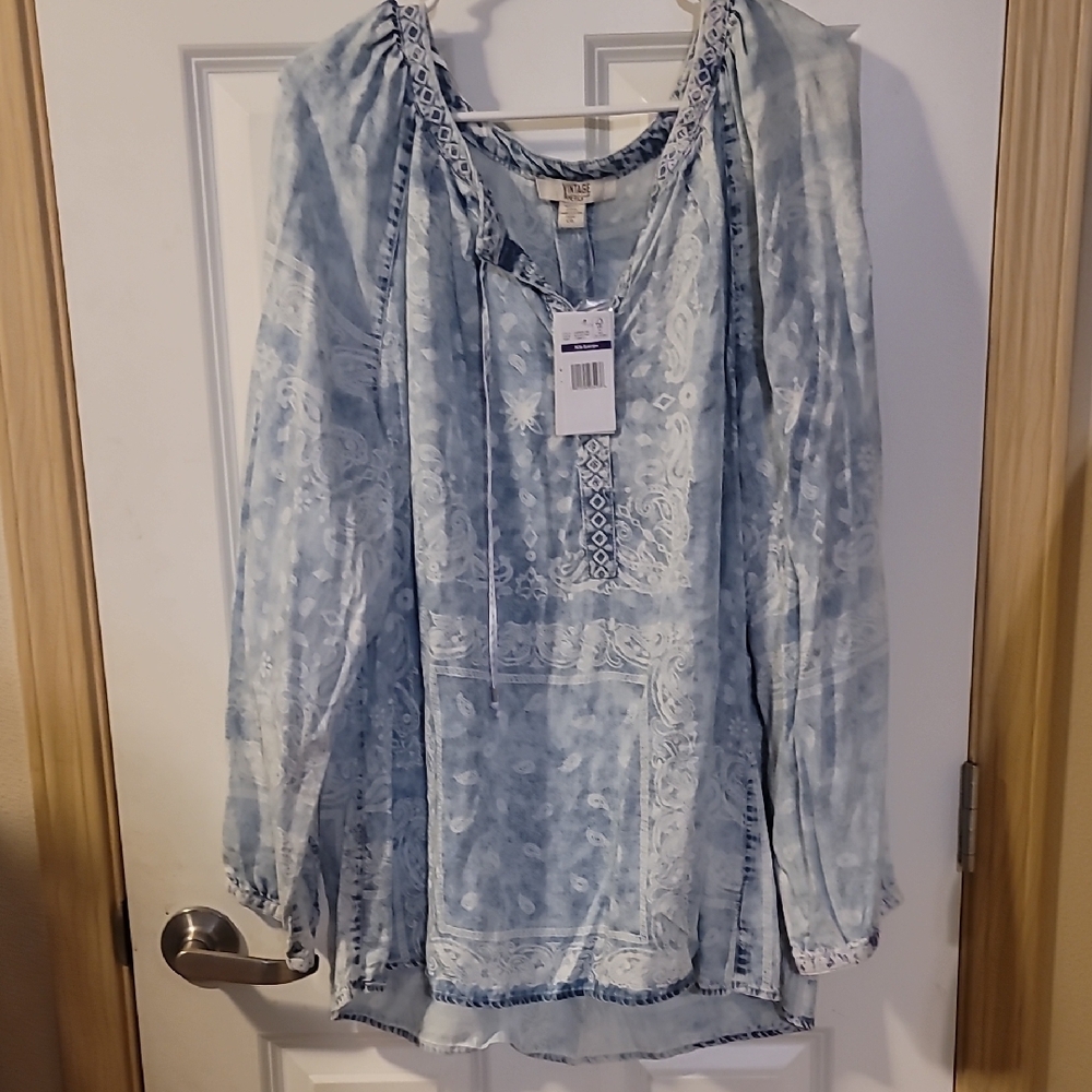 Lucky Brand Blue Blouse Elegant and Versatile
